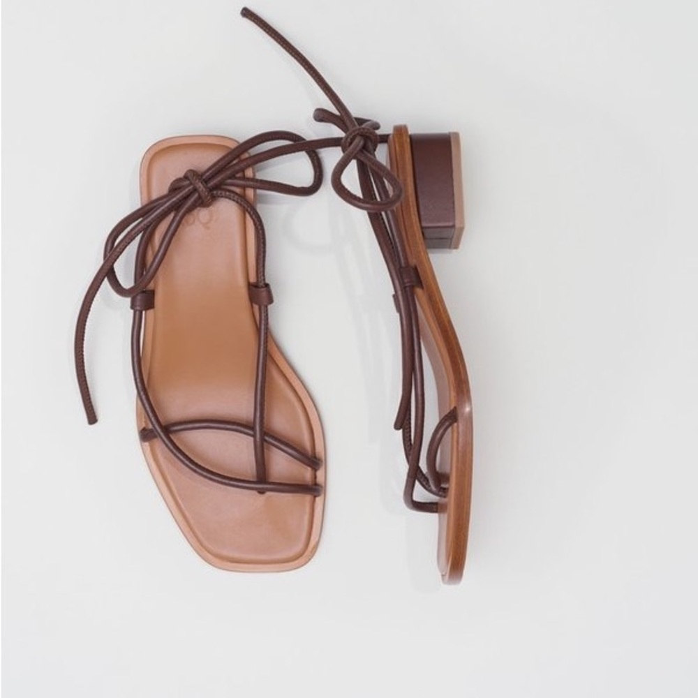 ISO Loq brand Ara sandal in mousse